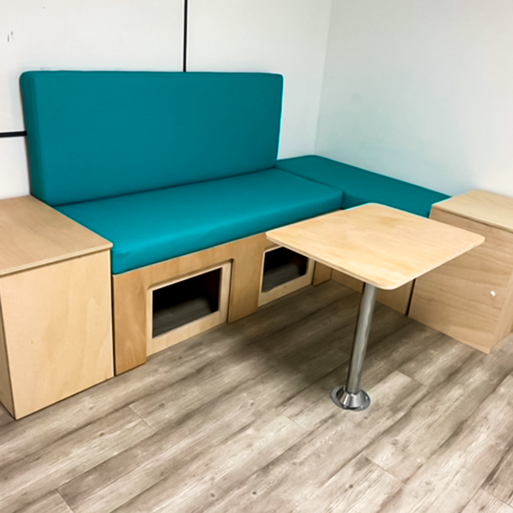kit-venice-3-van-et-compagne-vanlife-amenagement-sellerie