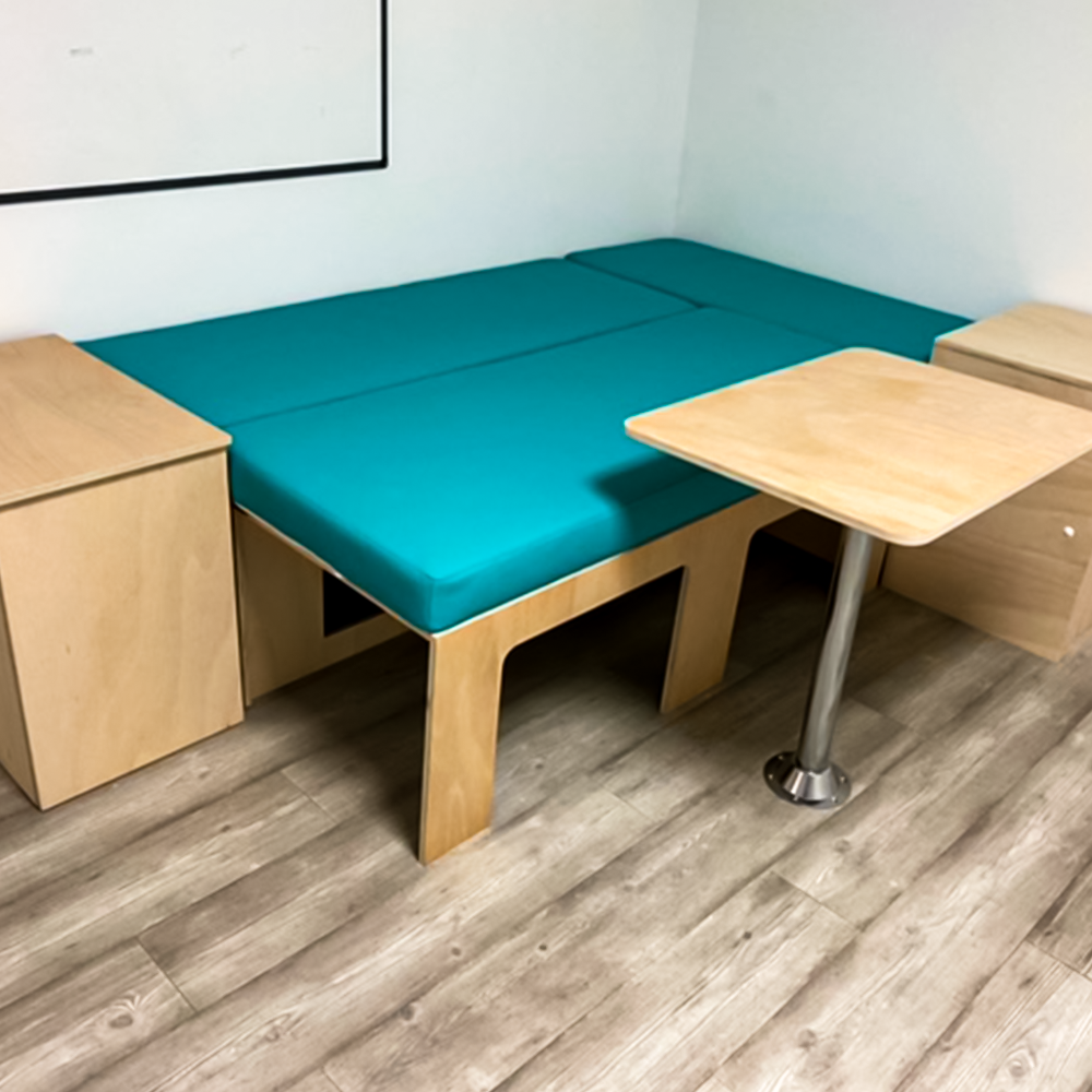 kit-venice-4-van-et-compagne-vanlife-amenagement-sellerie